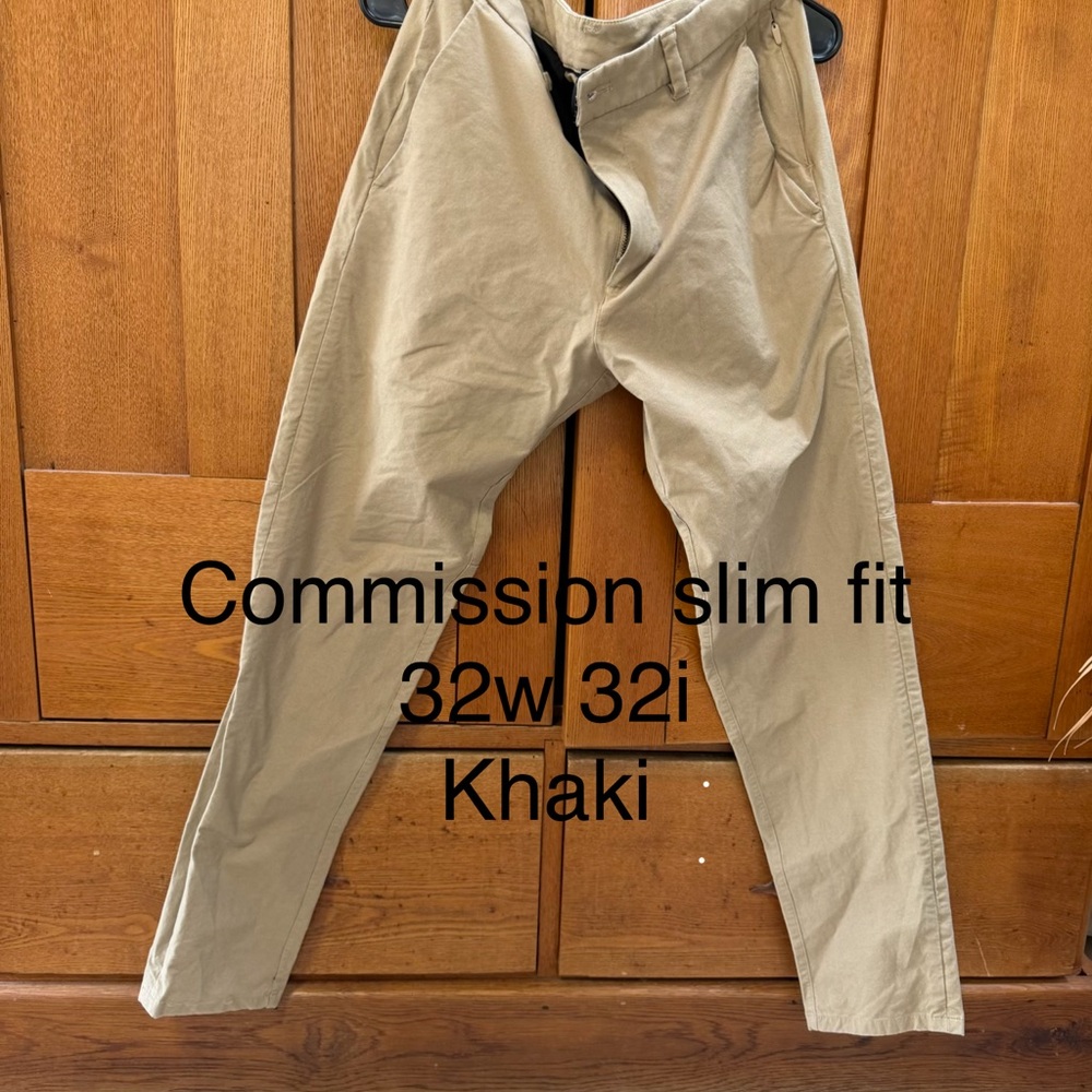 lululemon athletica Men's Khaki Chinos